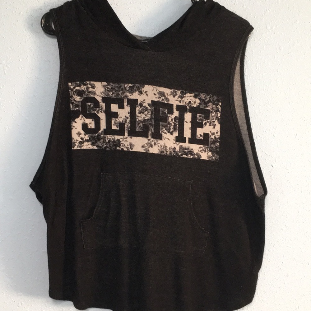 Sleeveless hoodie